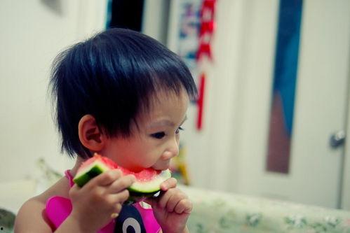 71吃瓜网在线看,独家在线观看，揭秘娱乐圈最新瓜料